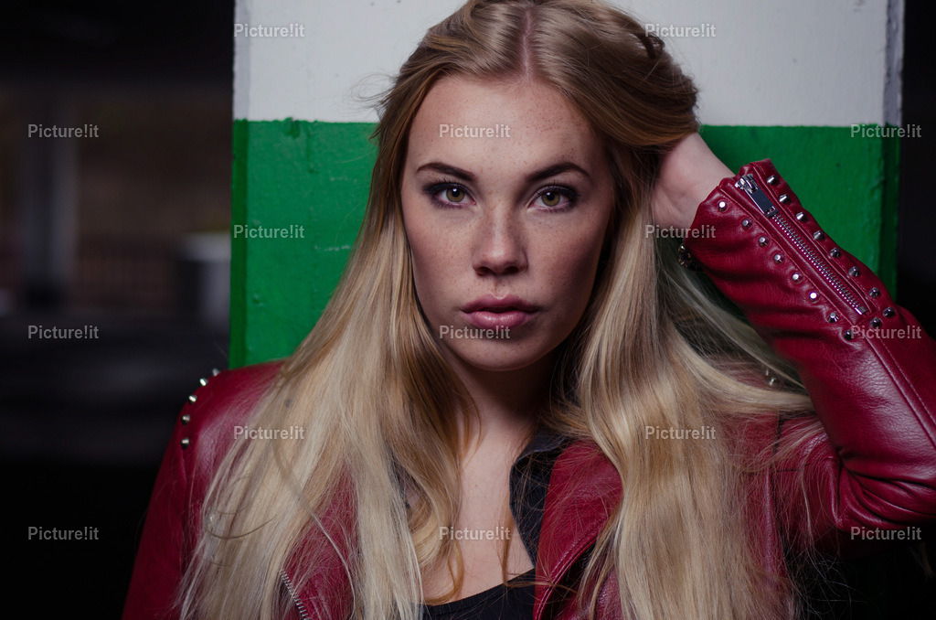 Lea S. | TFP Shooting zur Portfolio Erweiterung.  - Realisiert mit Pictrs.com