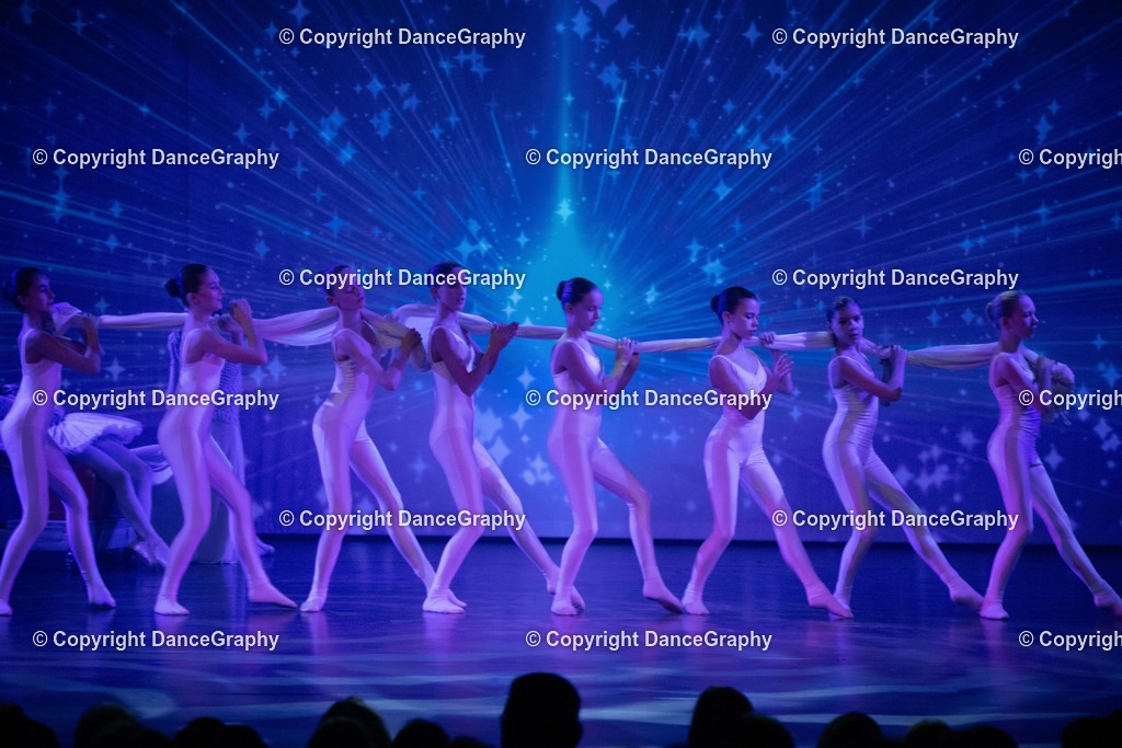 GPHY2289 | DanceGraphy - Realisiert mit Pictrs.com