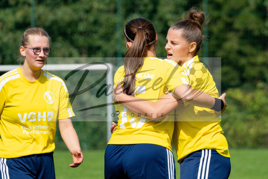 20260906_RULSVK_0557 | Fußball, Frauen:   beim Spiel der Kreisliga zwischen SG Rulle/Haste vs. SV Kettenkamp am 06.09.2026 im Stavermann-Sportpark in Rulle/Wallenhorst, Deutschland.(Foto von Nico Paetzel) - Realisiert mit Pictrs.com
