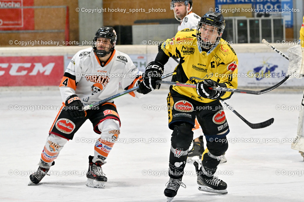 EC Hornets Spittal vs. USC Piraten Velden 18.2.2024 | #4 Rassl Benjamin, #8 Komar Luca EC Hornets Spittal, EC Hornets Spittal vs. USC Piraten Velden 18.2.2024, EC Hornets Spittal vs. USC Piraten Velden 18.2.2024 am 18.02.2024 in Spittal an der Drau (Eissportzentrum Spittal), Austria, (Photo by Bernd Stefan)