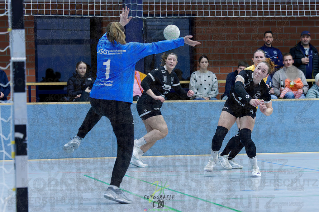 Handball Frauen Oberliga Mitte, HSG Eibelshausen/Ewersbach - HSG Lumdatal | Handball Frauen Oberliga Mitte, HSG Eibelshausen/Ewersbach - HSG Lumdatal am 21.02.2026 in Dietzhölztal-Steinbrücken (Sporthalle am Hammerweiher)Photo © 2026 - Jörg Heinrich - Realisiert mit Pictrs.com