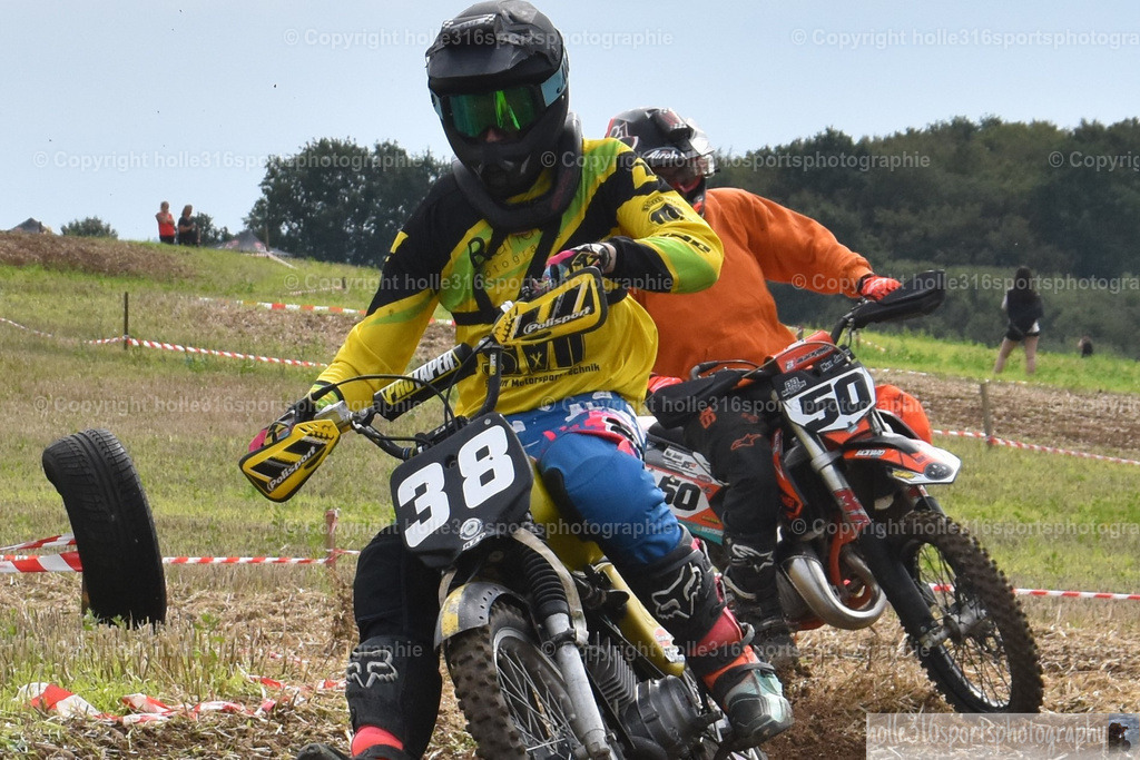 DSC_0265 (2) | Sportfotografie , Motorsport, Motoross, Reitsport, Mointainbike, Enduro,
Landschaft , Outdoor, Eventfotografie, Landschaft, Bilder online bestellen - Realisiert mit Pictrs.com