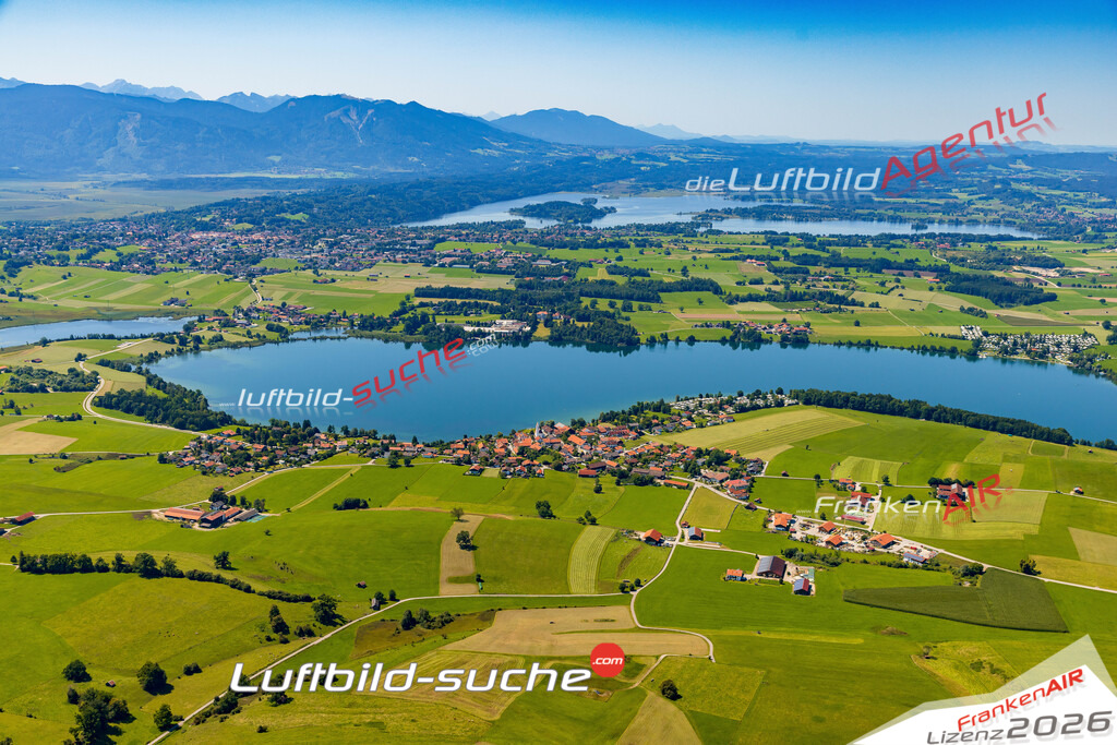 Luftaufnahme von  Riegsee - Die Luftaufnahme wurde 2025 vom UL-Flugzeug heraus erstellt ( keine Drohne ) - Hochauflösende Luftaufnahme - für professionelle Ausdrucke geeignet. Die Geschenkidee !Mit Lizenz und Bildrechte bestellbar