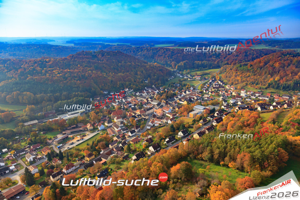 Die Luftaufnahme der Stadt Kasendorf wurde 2017 vom Flugzeug heraus erstellt ( keine Drohne )- hohe Auflösung für beste Qualität