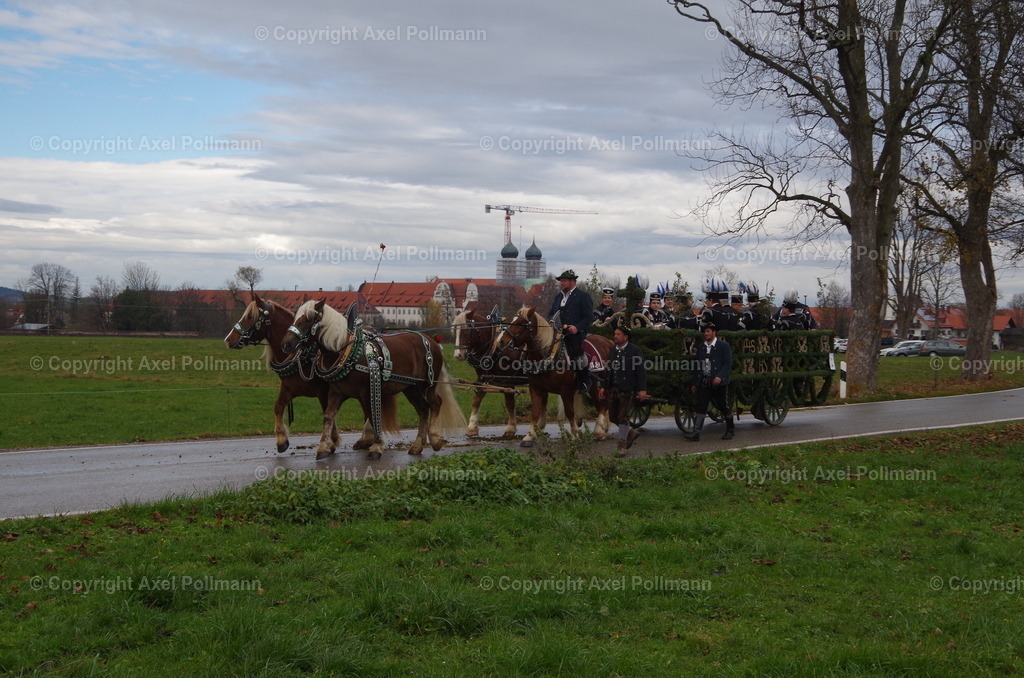 IMGP0102 | fotografiert von Axel PollmannLeonhardi Wallfahrt Benediktbeuern und Murnau, Fronleichnam, Fasching, Landschaft im Loisachtal und Benediktbeuern  - Realisiert mit Pictrs.com