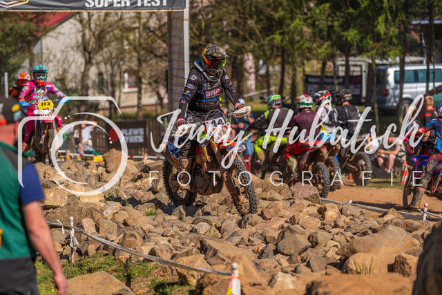 JHF.ECHT.4h.Samstag401 | jennyhubatsch-endurofotografie