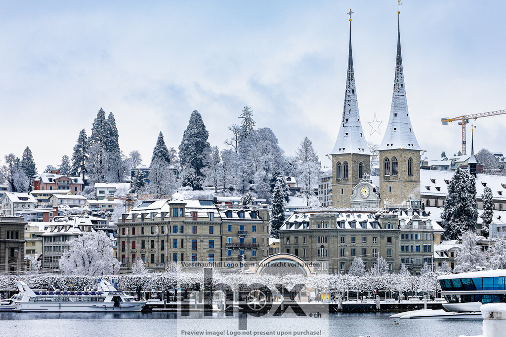 Winter Impressionen Januar 2026 | Stimmungsvolle Fotokunst aus Luzern. Erlebe den Pilatus, den See und die Stadt Luzern in exklusiven Aufnahmen in der Fotogalerie & Shop. - Realisiert mit Pictrs.com