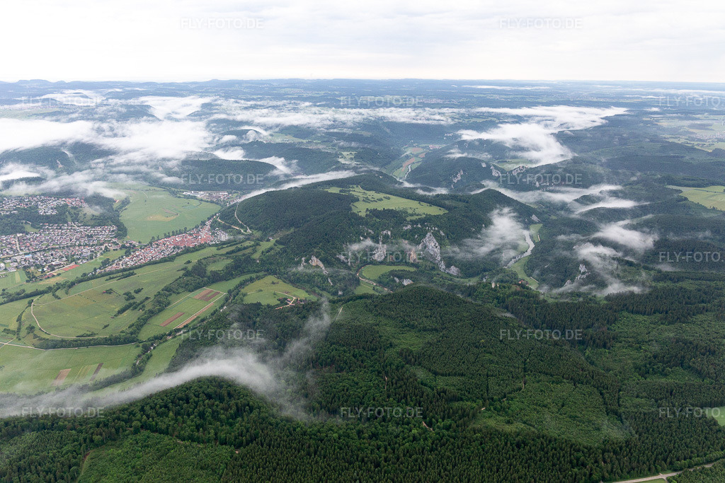 Luftbild: Donaudurchbruch in Fridingen an der Donau im Bundesland Baden-Württemberg in Deutschland. Foto: IMG_115068.jpg vom 10.06.2019 durch Werner Riehm/FLY-FOTO.de