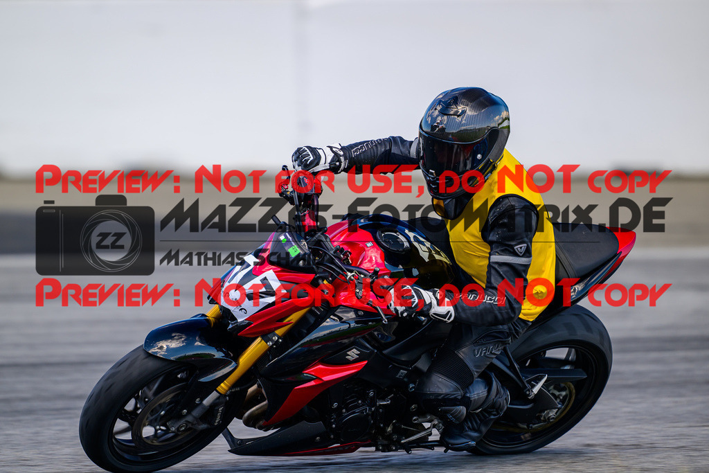 MaZZes_FotoMatrix_240520_6021986_1306 | INST