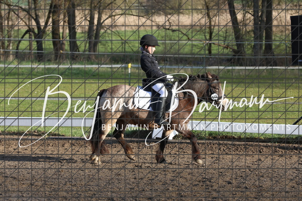 AZ2A2443 | Benjamin Bartmann Photomoments