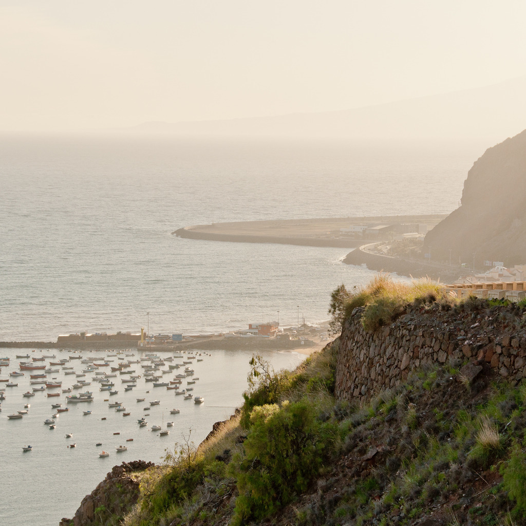 San Andrés, Santa Cruz de Tenerife, Teneriffa | Online Shop für Christen: Christliche Poster XXL, Plakate, Wandbilder als Leinwand & christliche Postkarten, Kalender, Sticker & Lizenzen zum Download. Die Kunstwerke im christliche Geschenke Shop zeigen die Jahreslosung 2025, Gott, Jesus & mehr.