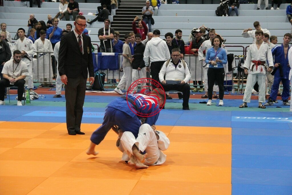 IMG_3953 | Fotos vom Adler Cup - Pictures from Adler Cup

Hier findet Ihr alle Eindrücke und großen Momente der Adler Cup Wochenenden. Here you will find all impressions and great moments of the Adler Cup weekends. - Realisiert mit Pictrs.com