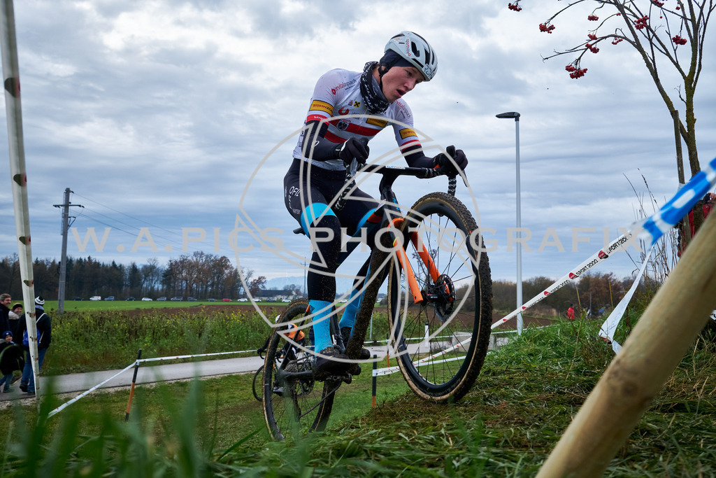 ..... | AUSTRIA, 24.11.24, 3.Radquerfeldein GP um das Sportzentrum Gunskirchen Image shows: Photo: Wapics / Michael Ring