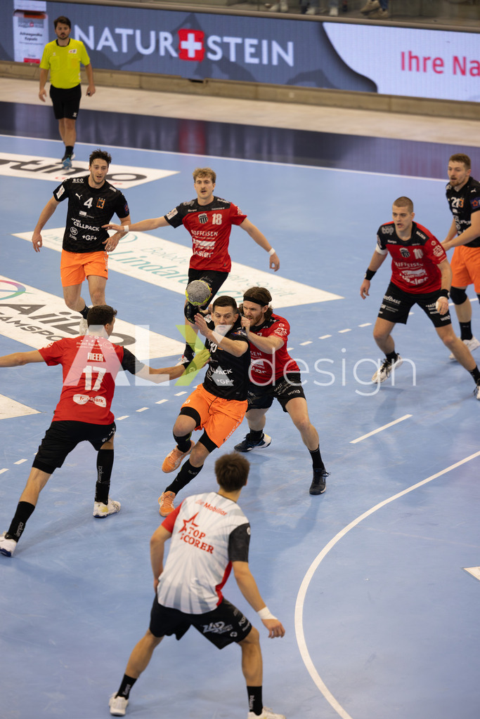 Handballen I Herren I Saison 2025-2026 I Quickline Handball League 2026 | Men I 18. Spieltag I Pfade Winterthur - Kadetten Schaffhausen I 20.12.2025 | Hochwertige Sportfotos kaufen & lizenzieren für Medien, Vereine, Agenturen & Sportler:innen. Entdecke professionelle Sportfotografie im Bildshop von Alexander Franzen. - Realisiert mit Pictrs.com