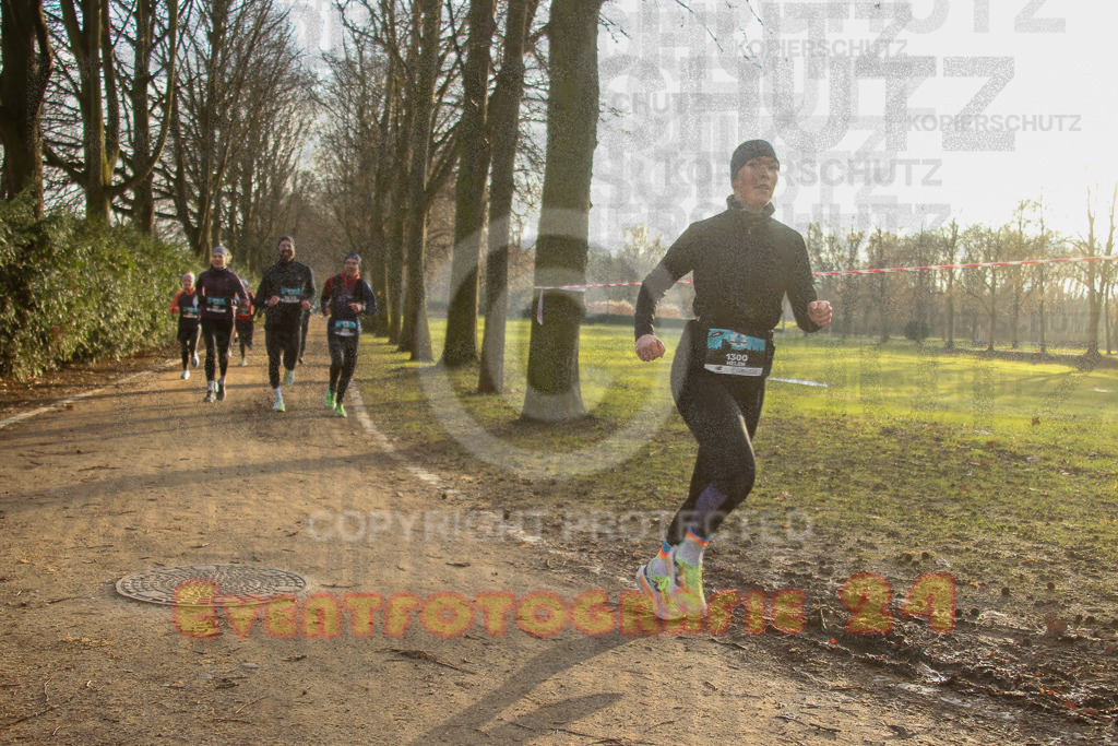 241231_1015_EV4_3549 | Sportfotografie im Rhein-Sieg Kreis, Köln, Bonn, NRW, Rheinland Pfalz, Hessen, etc. Unser Tätigkeitsfeld umfasst den Laufsport vom Volkslauf über den Marathon, Duathlon, Triathon bis zum Ultralauf wie Kölnpfad Ultra oder Schindertrail.