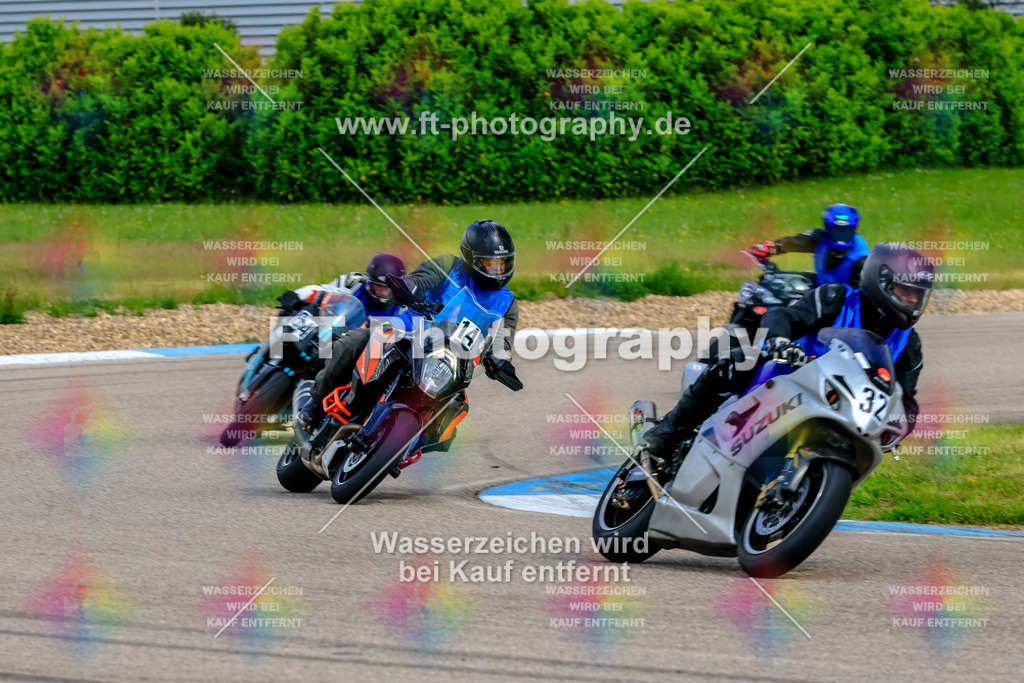 MotoTeam-9021 | Hier findet Ihr Bilder von Touristenfahrten auf der Nürburgring Nordschleife oder von anderen Veranstaltungen die ich besucht habe. Viel Spass beim Durch Schauen 