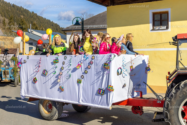 Bärentreiben in Steuerberg | Bildershop von pixelworld.at - Realisiert mit Pictrs.com