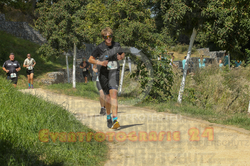 250824_1238_EX1_9989 | Sportfotografie im Rhein-Sieg Kreis, Köln, Bonn, NRW, Rheinland Pfalz, Hessen, etc. Unser Tätigkeitsfeld umfasst den Laufsport vom Volkslauf über den Marathon, Duathlon, Triathon bis zum Ultralauf wie Kölnpfad Ultra oder Schindertrail.
