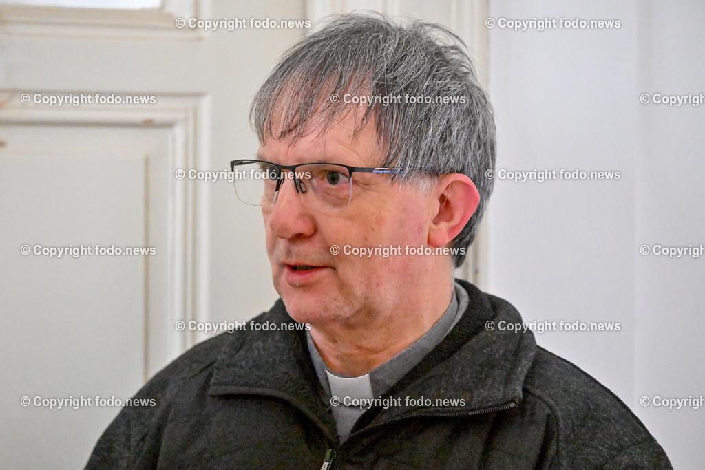 Grein_ Kirche_ 05.02.2024-13 | 05.02.2024, Grein, AUT, Reportage Kirche Grein, Oberoesterreich, im Bild Pfarrer Leopold Gruber 