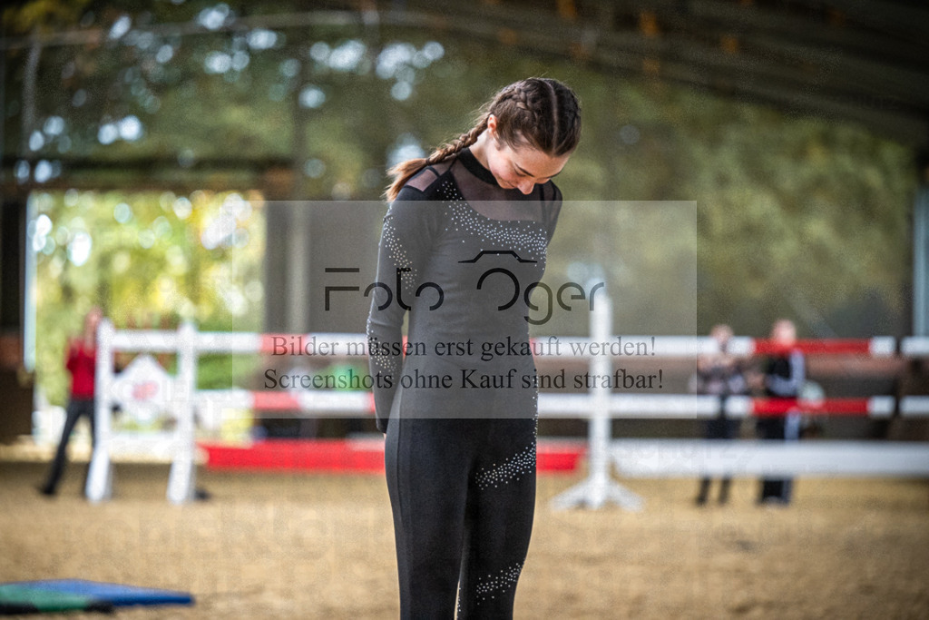 DOS_0524 | Entdecke hochwertige Reitturnierfotos von Foto Oger. Professionell, emotional und authentisch – jetzt Lieblingsmomente im Shop bestellen.Deutschlandweite Turnierfotografie. - Realisiert mit Pictrs.com