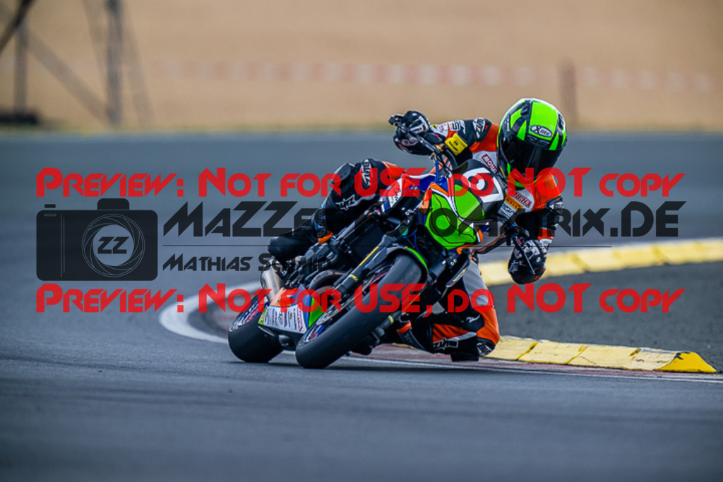 MaZZes_FotoMatrix_220723_6021 | IDM1000