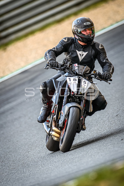 0185-240925_MO-012_185 | Deine Full-Service-Agentur für ✔️Videoproduktionen und ✔️Motorsportfotografie Jetzt Angebot anfragen!