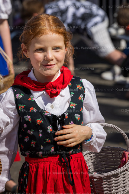 IMG_2024_04_14_0050295 | Professionelle Fotografen für Portrait-, Produkt-, Beauty -, Fashion-, kommerzielle - u. Hochzeitsfotografie sowie für Veranstaltungen. Lokal vor Ort oder in lokalen Studios.