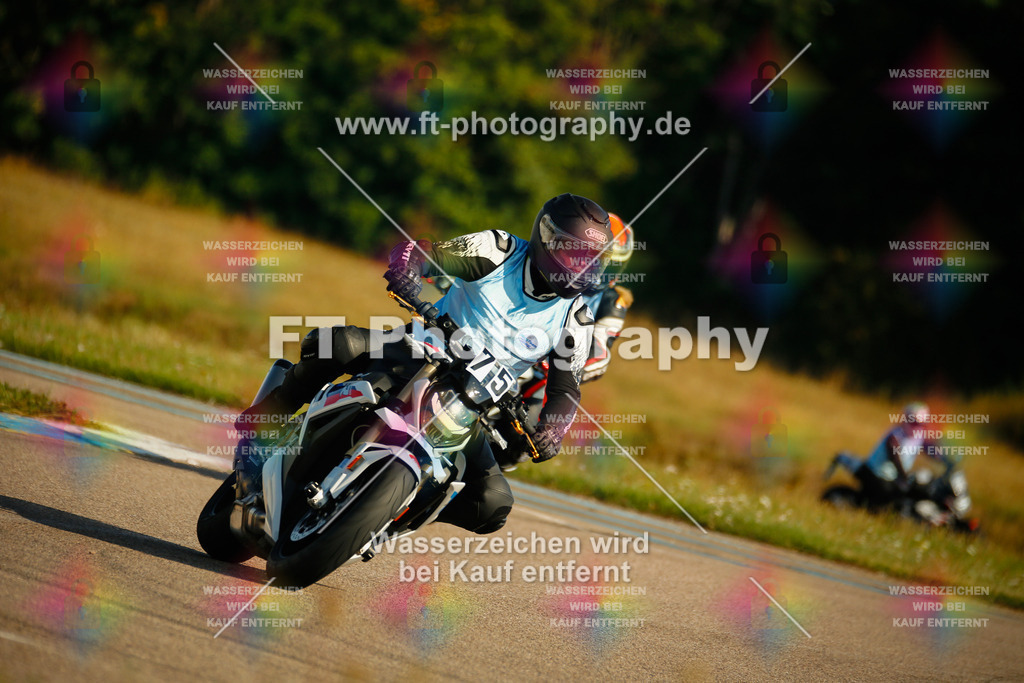 _MOT5691 | Hier findet Ihr Bilder von Touristenfahrten auf der Nürburgring Nordschleife oder von anderen Veranstaltungen die ich besucht habe. Viel Spass beim Durch Schauen 