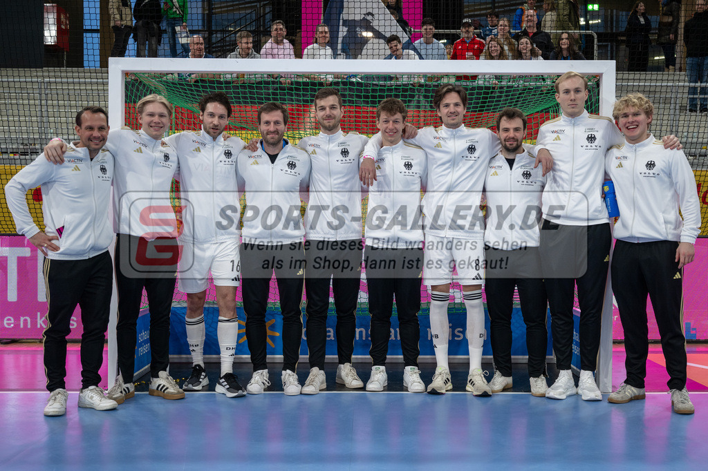 Halle EM Finale _ Siegerehrung 11.1.26 SG kl-1674 | Hockey,Sport,Fieldhockey,1.Bundesliga,2.Bundesliga,Sportfotografie,Shop,Sportphotography,Feldhockey,Hockeyliga