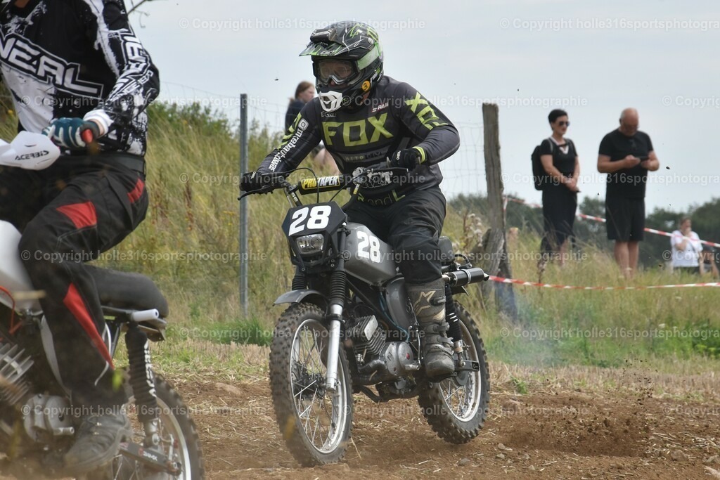 DSC_0789 (2) | Sportfotografie , Motorsport, Motoross, Reitsport, Mointainbike, Enduro,
Landschaft , Outdoor, Eventfotografie, Landschaft, Bilder online bestellen - Realisiert mit Pictrs.com