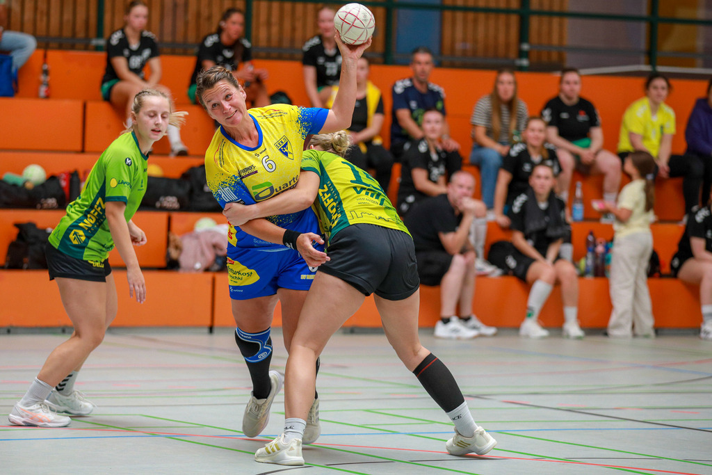 Straelen-Neukirchen310825_014 | Bildergalerie von Sport-Ereignissen aber auch von weiteren spannenden Dingen - nicht nur vom Niederrhein. In Anlehnung an den bekannten Spruch von Hanns Dieter Hüsch heißt das Motto: "Niederrhein ist überall".  - Realisiert mit Pictrs.com