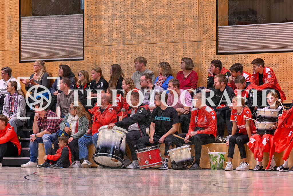 GER, SG Maulburg/Steinen - SV Allensbach 2, Frauen-Handball, Oberliga Suedbaden, 1. Spieltag, Saison 2024/2025, 28.09.2024 | Fans beim Spiel.GER, SG Maulburg/Steinen - SV Allensbach 2, Frauen-Handball, Oberliga Suedbaden, 1. Spieltag, Saison 2024/2025, 28.09.2024Foto: TH Fotografie/Thomas Hess
