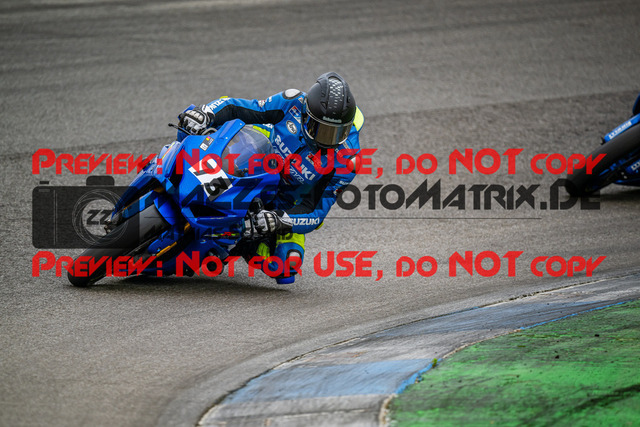 MaZZes_FotoMatrix_240702_6007705_0974 | WEISS