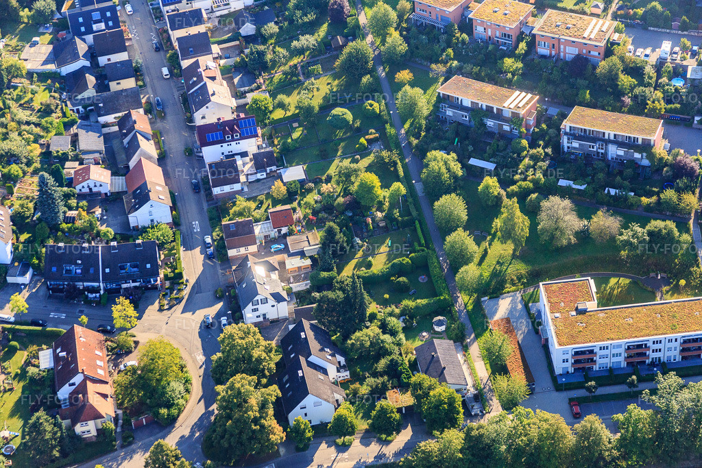 Luftbild: Neuer Weg im Ortsteil Hohenwettersbach in Karlsruhe im Bundesland Baden-Württemberg in Deutschland. Foto: IMG_092887.jpg vom 13.08.2016 durch Werner Riehm/FLY-FOTO.de