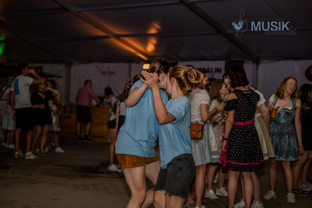 DSC_3324 | "Fussifoto.com – Ihr Ansprechpartner für hochwertige Fotografie! Entdecken Sie kreative Bilder und professionelle Dienstleistungen. Kontaktieren Sie uns für Ihre Projekte!"