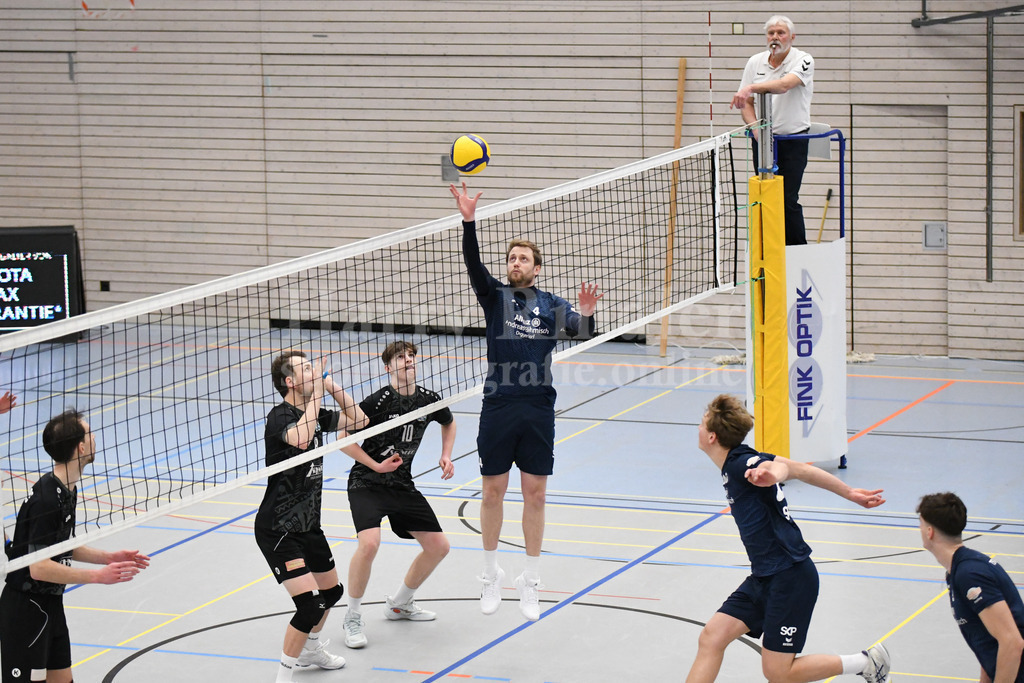 TSV Deggendorf : VC Eitting 09 | Johannes Schwarz (Zuspieler/ Außenangreifer) - Realisiert mit Pictrs.com