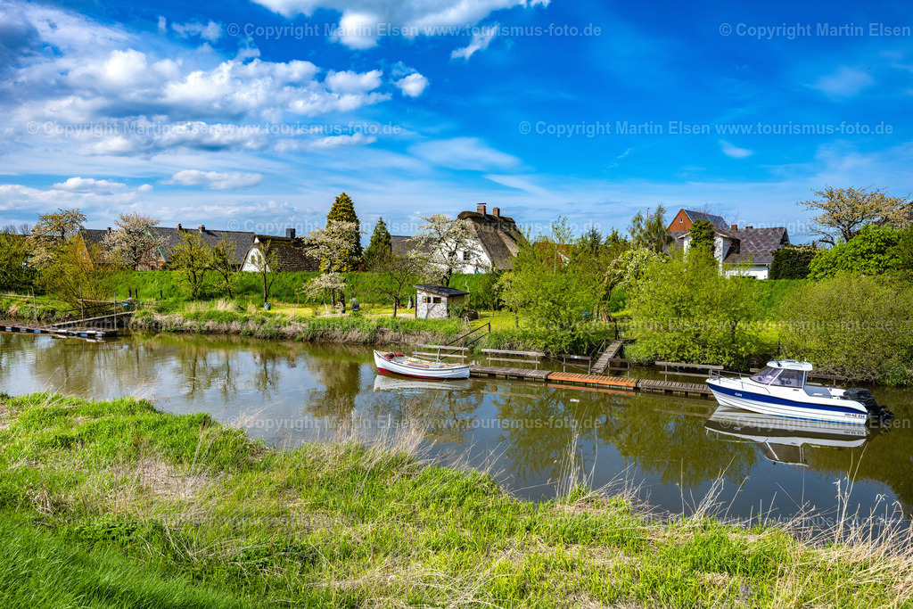 Lühe der Fluß Lühe_ELS_5071010523 | Fotos aus den Touristenorten aus Norddeutschland. - Realisiert mit Pictrs.com
