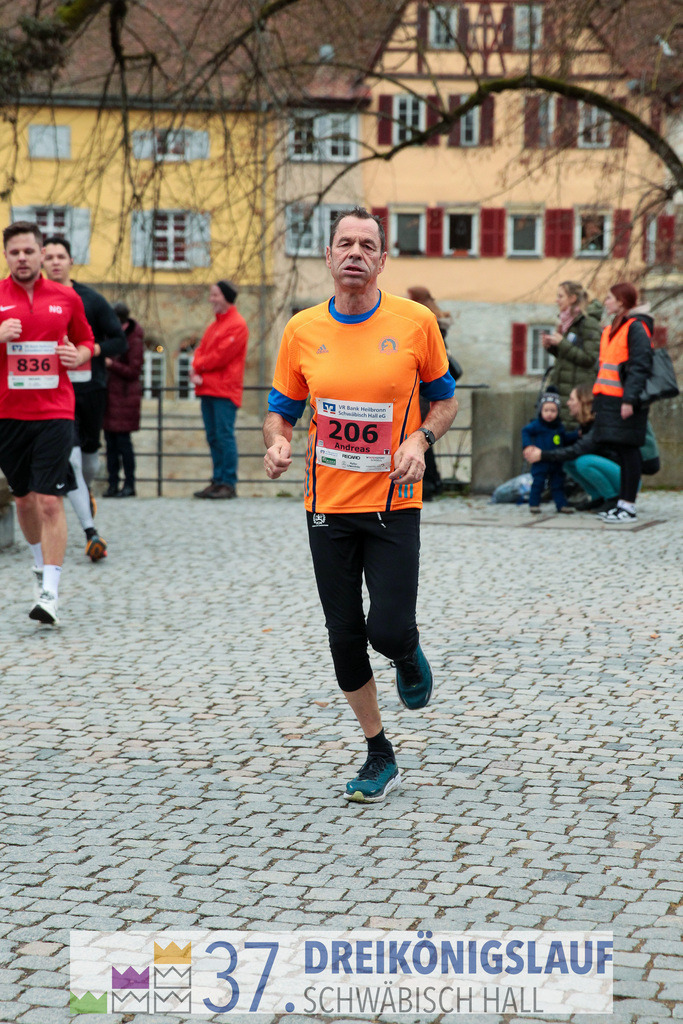 VR Bank Hauptlauf 10000m | 3 Koenigslauf 2023 - Realisiert mit Pictrs.com