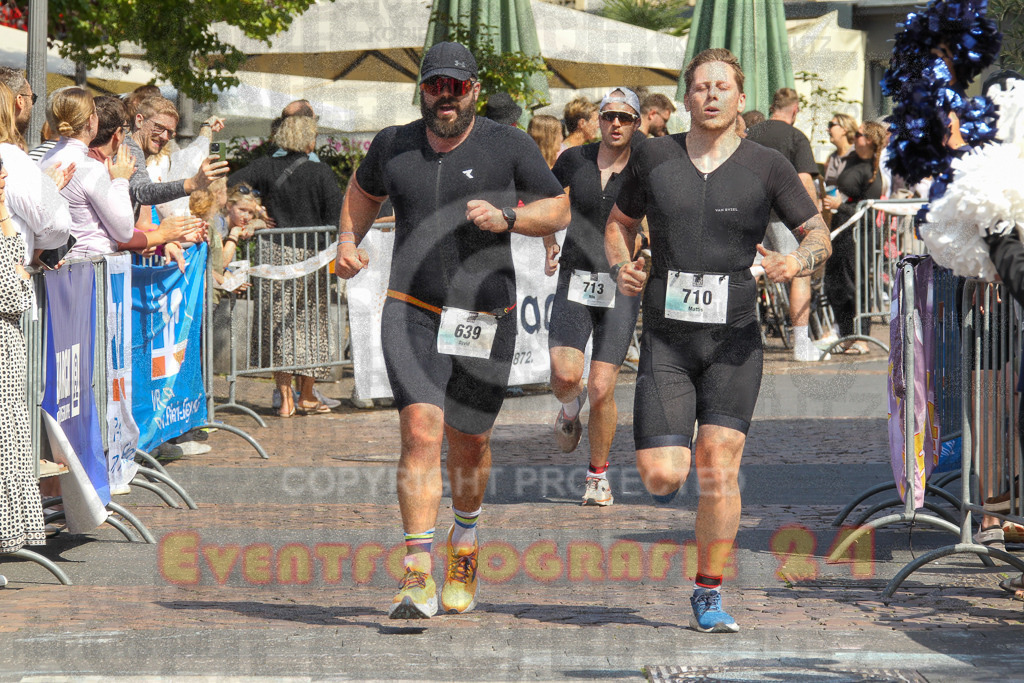 250824_1439_EV4_2036 | Sportfotografie im Rhein-Sieg Kreis, Köln, Bonn, NRW, Rheinland Pfalz, Hessen, etc. Unser Tätigkeitsfeld umfasst den Laufsport vom Volkslauf über den Marathon, Duathlon, Triathon bis zum Ultralauf wie Kölnpfad Ultra oder Schindertrail.