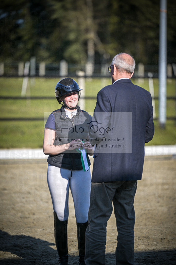 DOS_0063 | Entdecke hochwertige Reitturnierfotos von Foto Oger. Professionell, emotional und authentisch – jetzt Lieblingsmomente im Shop bestellen.Deutschlandweite Turnierfotografie. - Realisiert mit Pictrs.com