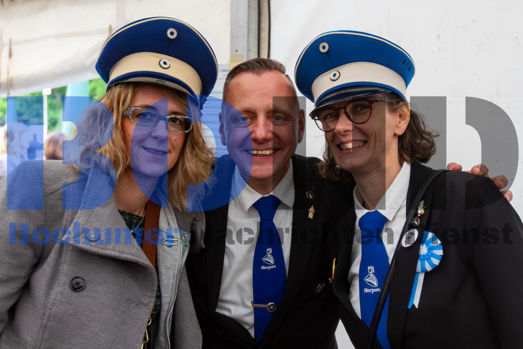 JEM_DORHAR20250425-19 | bond - Realisiert mit Pictrs.com