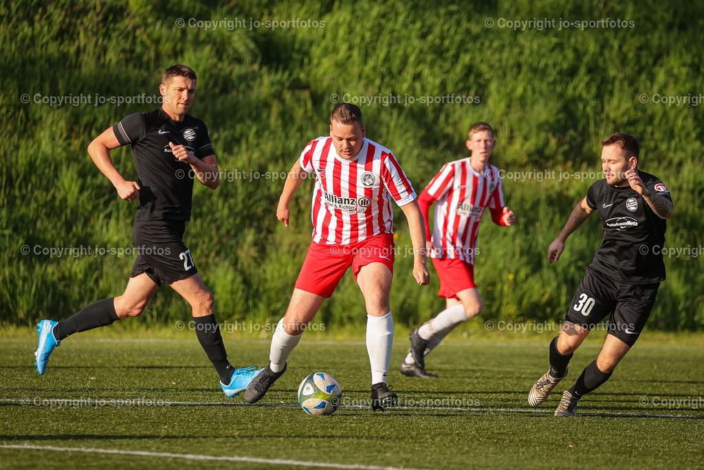BQ3I2191 | 02.05.2023; Kreisliga C2 Dillenburg; Kunstrasenplatz Oberscheld; SV Oberscheld II - SG Ambach II; Ergebnis 3:4 (0:2)
