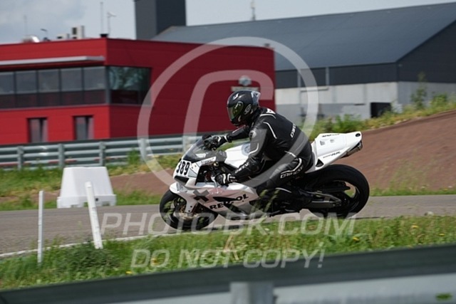 2024_05_14_PBK_23445 | Sportfotografie; SlowMotion; Video; Rennstrecke; Hafeneger; Speer; Racing; RSE; BMW; CBO; Trackday; Motorsportarena; Hockenheimring; Brno; Most; Barcelona; Valencia