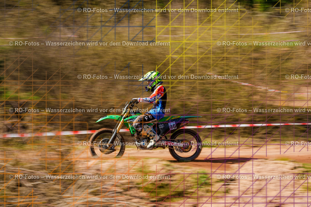 3 Lauf Mernes-454 | Sportfotografie von RO-Fotos: Motorsport, Motocross, Enduro, Laufveranstaltungen und Triathlon. Professionelle Fotos von Sportlern und Events. - Realisiert mit Pictrs.com