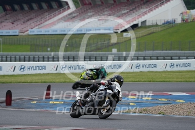 2024_05_26_PBK_34028 | Sportfotografie; SlowMotion; Video; Rennstrecke; Hafeneger; Speer; Racing; RSE; BMW; CBO; Trackday; Motorsportarena; Hockenheimring; Brno; Most; Barcelona; Valencia