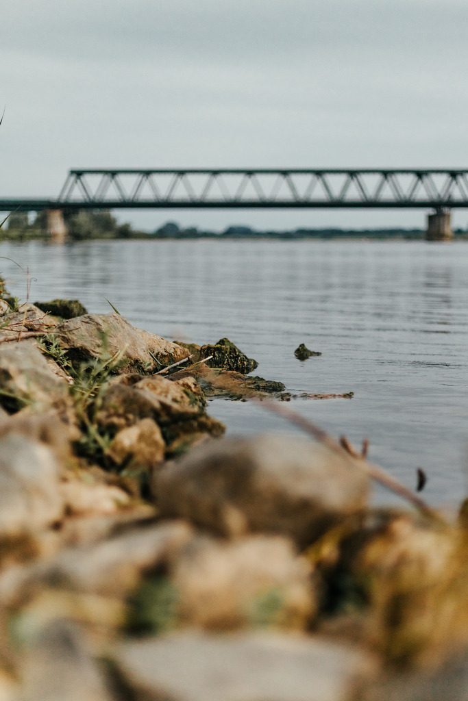 Heimat | FI-LO Bildershop – Entdecken Sie beeindruckende Fotografie und inspirierende Videoproduktionen. Tauchen Sie ein in faszinierende Welten und lassen Sie sich von meinen einzigartigen Werken auf eine emotionale Reise mitnehmen. Perfekt für Kunstliebhaber und - Realisiert mit Pictrs.com