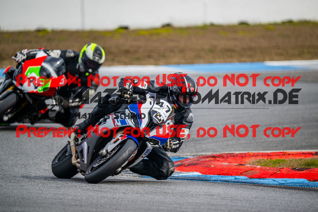 MaZZes_Fotomatrix_20240317_6007705_2541 | Fotograf Mathias Schmid
Sportfotograf,
Eventfotograf,
Hochzeitsfotograf,
Portraitfotograf