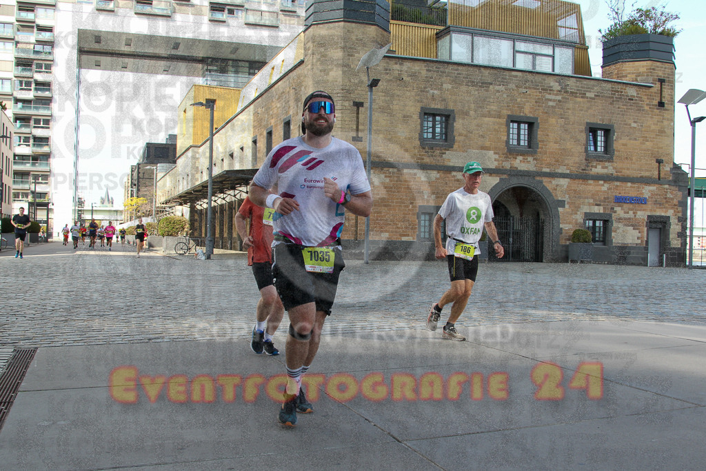 250920_1457_EV4_7697 | Sportfotografie im Rhein-Sieg Kreis, Köln, Bonn, NRW, Rheinland Pfalz, Hessen, etc. Unser Tätigkeitsfeld umfasst den Laufsport vom Volkslauf über den Marathon, Duathlon, Triathon bis zum Ultralauf wie Kölnpfad Ultra oder Schindertrail.