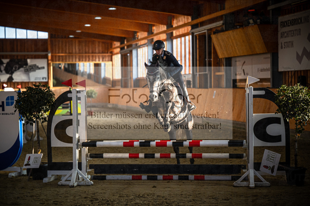 DOS_1800 | Entdecke hochwertige Reitturnierfotos von Foto Oger. Professionell, emotional und authentisch – jetzt Lieblingsmomente im Shop bestellen.Deutschlandweite Turnierfotografie. - Realisiert mit Pictrs.com