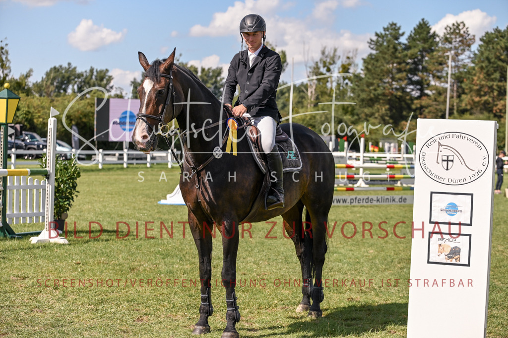 Schugtsche-Düren.2024-09.Springprf.L-212 | Schugtsche Fotografie - Realisiert mit Pictrs.com